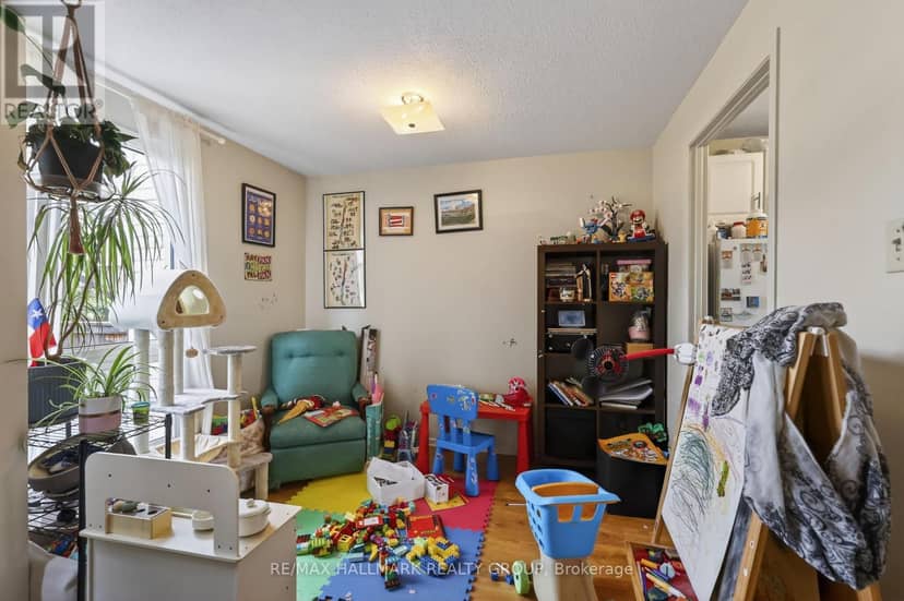 52 Thistledown Court — photo 9 of 34