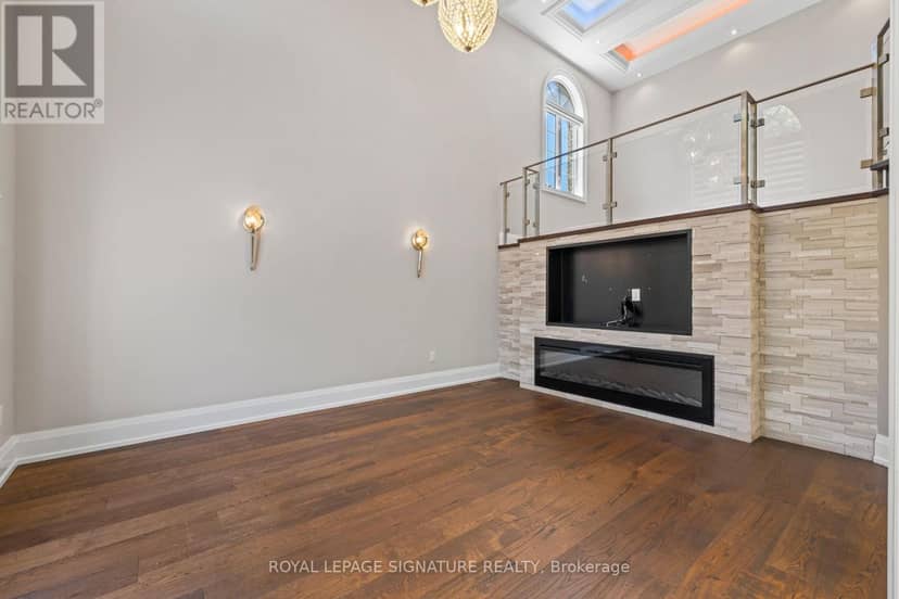 2480 Upper Valley Crescent — photo 12 of 40