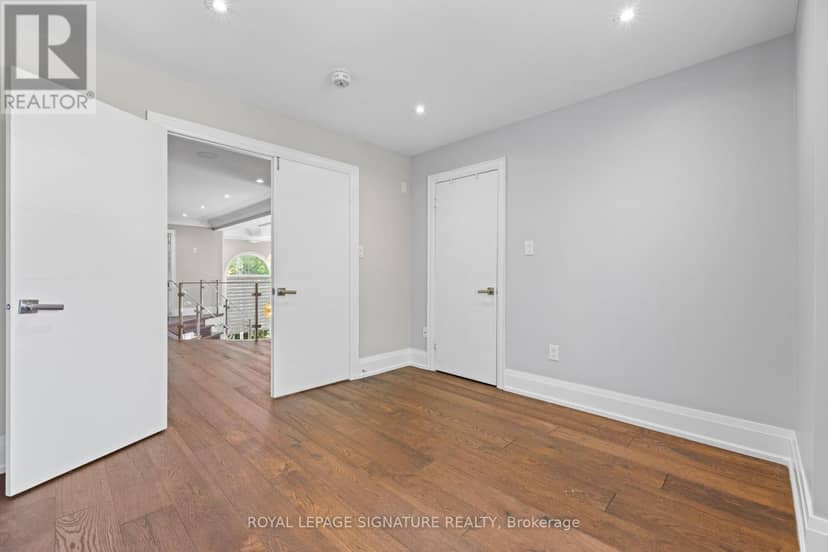 2480 Upper Valley Crescent — photo 30 of 40