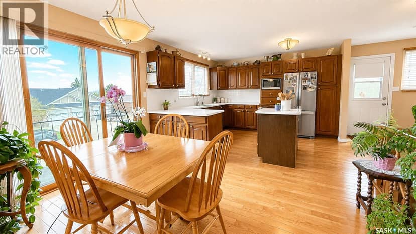 31 Riverbend CRESCENT — photo 10 of 19