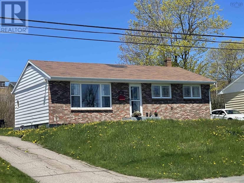 91 Meech Avenue — photo 1 of 17