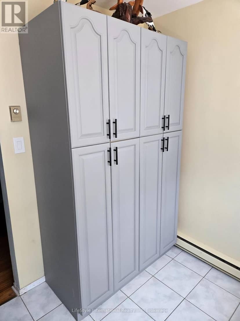 16 - 201 Silvercreek Parkway N, Guelph, photo 5