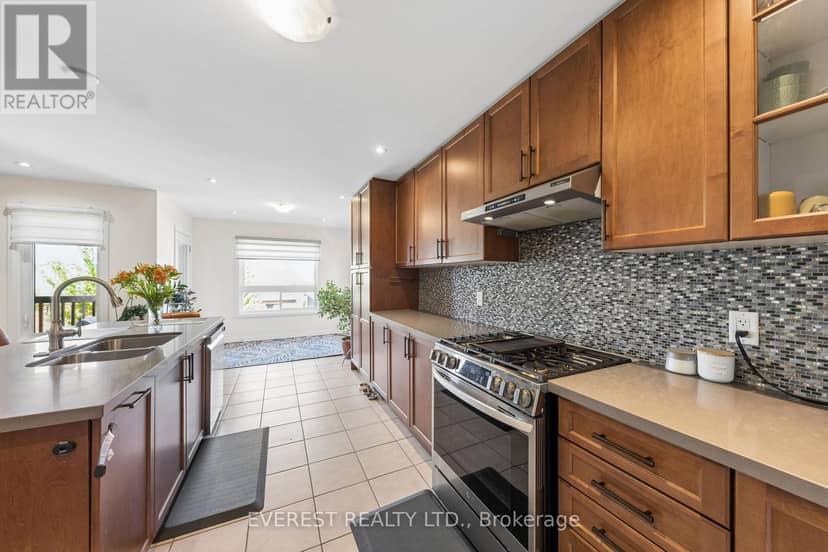 14 Hewson Street — photo 17 of 40