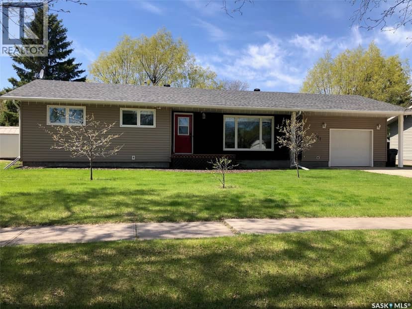 727 4th STREET, Canora