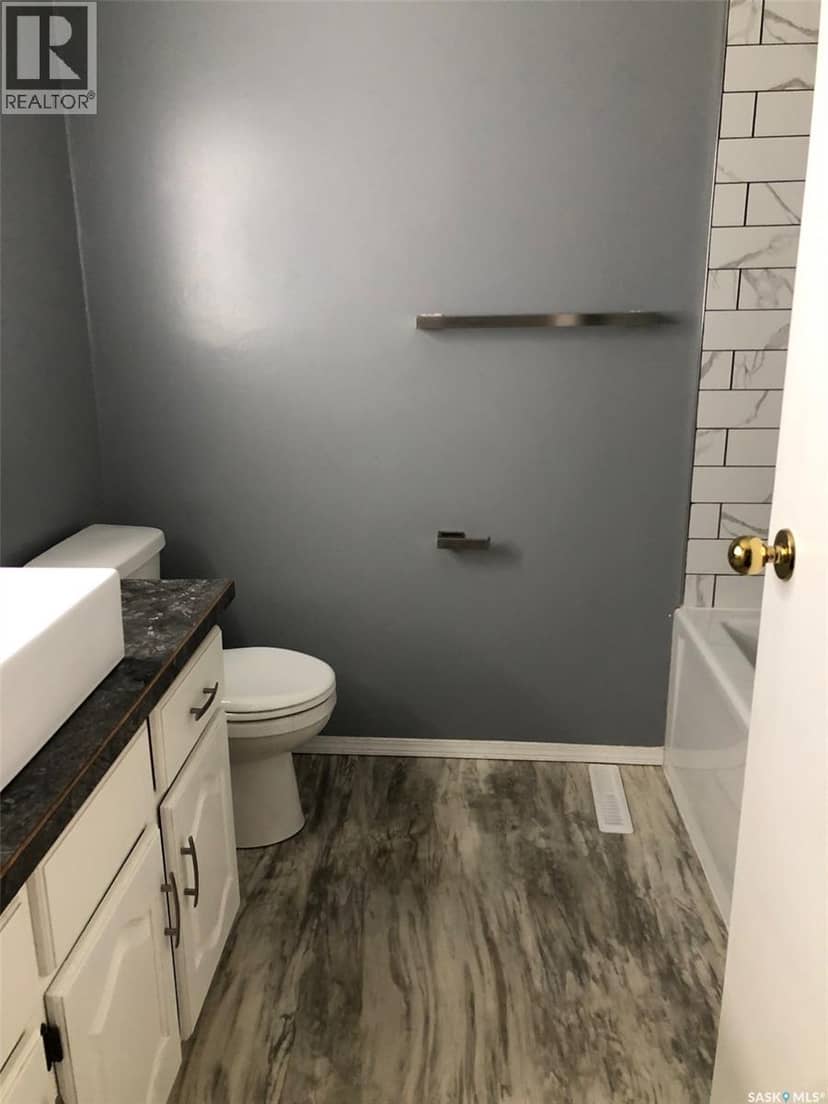 727 4th STREET — photo 31 of 40