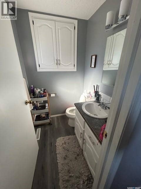 727 4th STREET — photo 34 of 40
