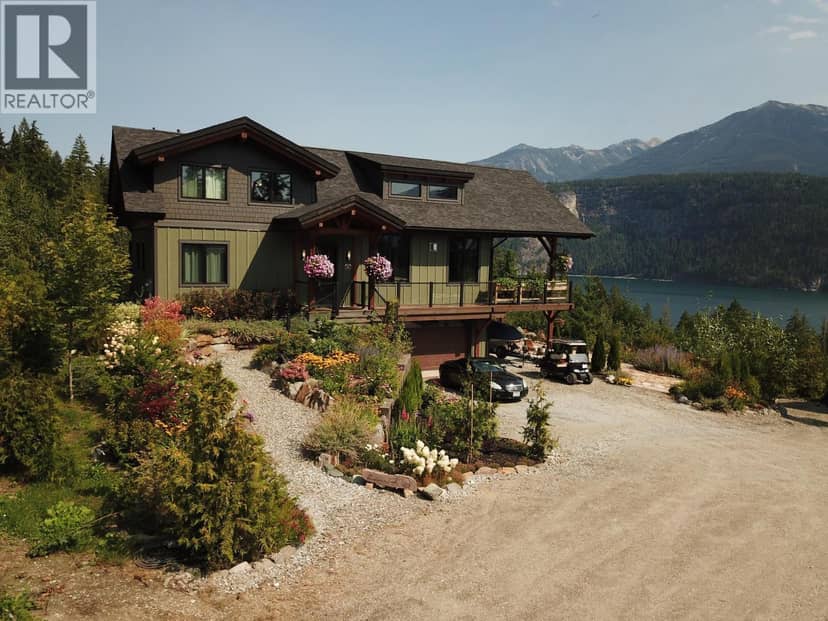 26 BIRCHGROVE Bend, Kaslo