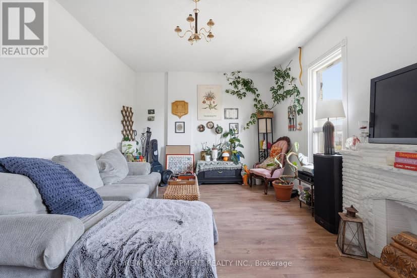 355 Barton Street E — photo 18 of 31