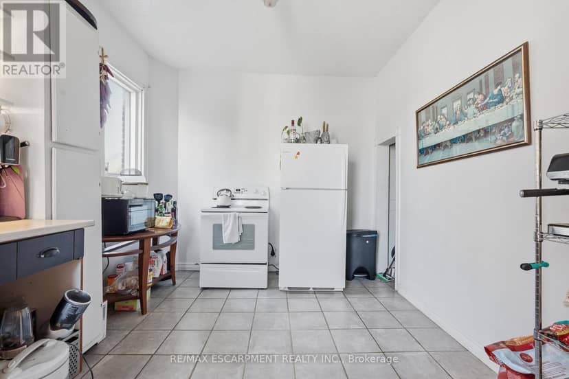 355 Barton Street E — photo 21 of 31