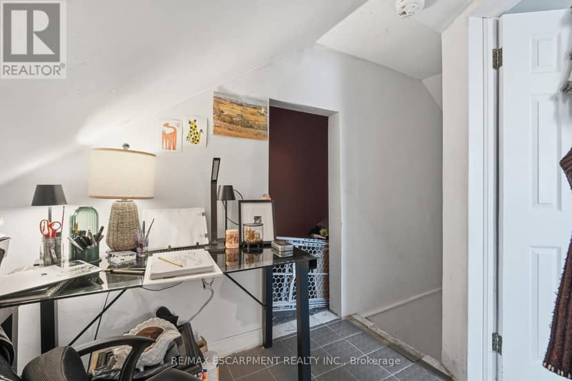 355 Barton Street E — photo 26 of 31