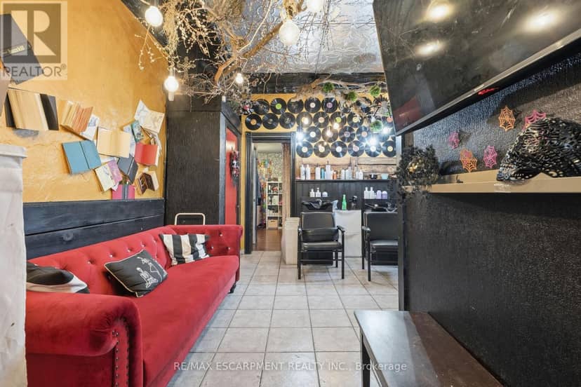 355 Barton Street E — photo 9 of 31