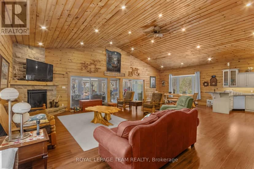 697 Curtiss Road — photo 10 of 40