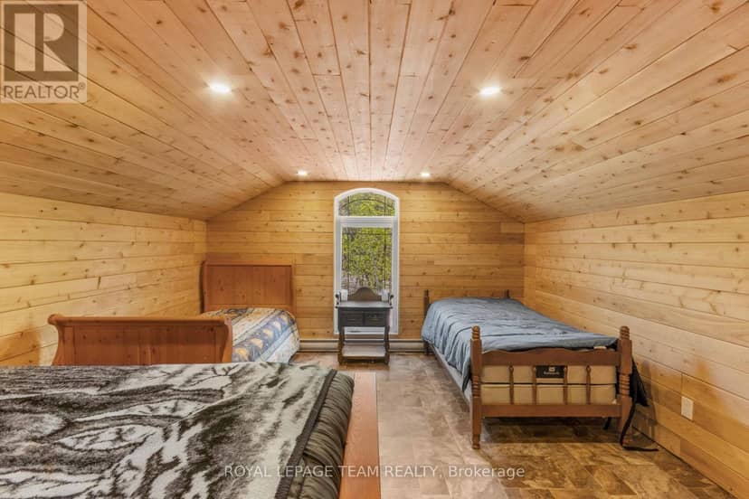697 Curtiss Road — photo 38 of 40