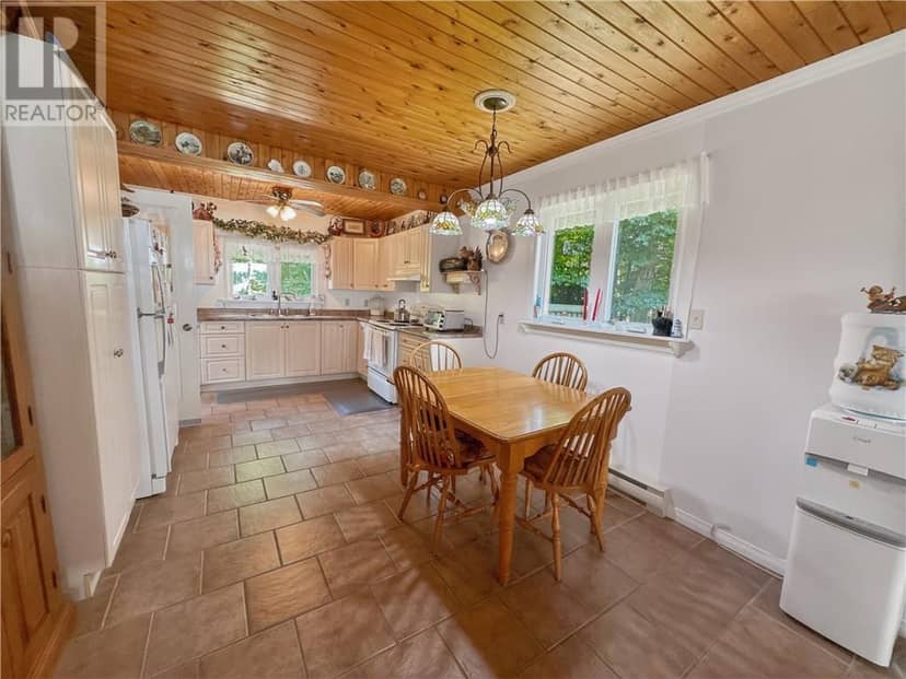 700 Ice Lake Drive, Gore Bay, Manitoulin Island, photo 8