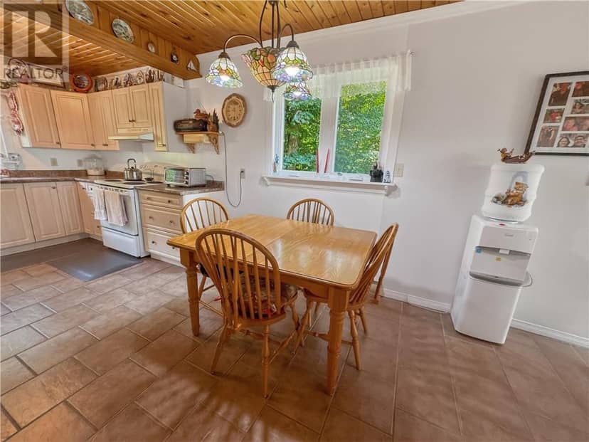 700 Ice Lake Drive — photo 9 of 40