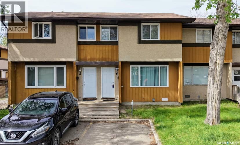 6 Mackenzie MEWS, Regina
