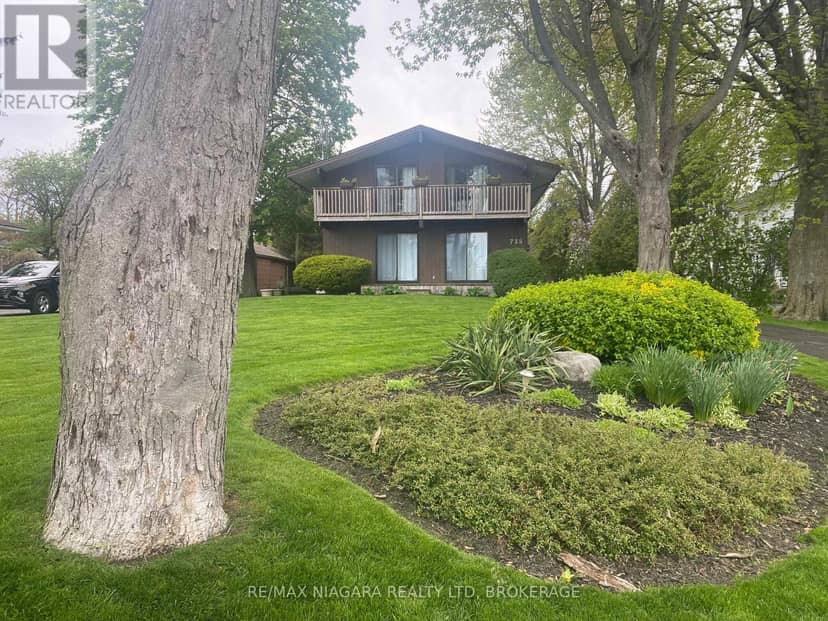 735 Niagara Boulevard — photo 8 of 40