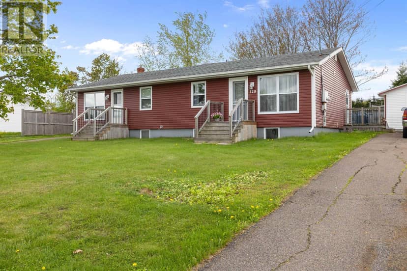 127-129 HEATHER Avenue — photo 1 of 40