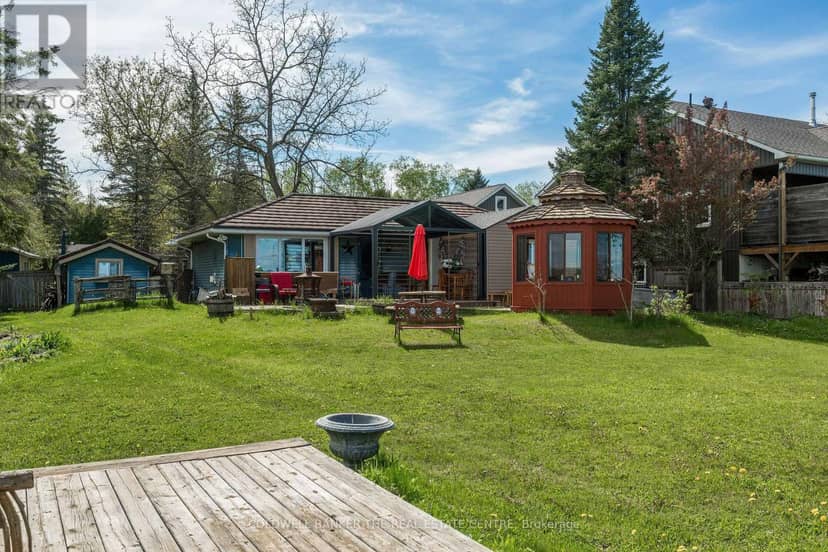121 Maskinonge Road — photo 1 of 35