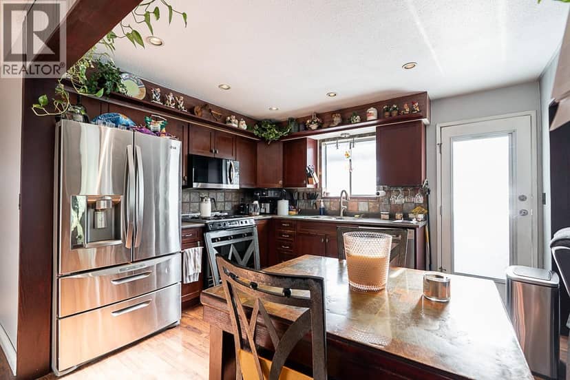 1868 COQUITLAM AVENUE, Port Coquitlam, photo 8