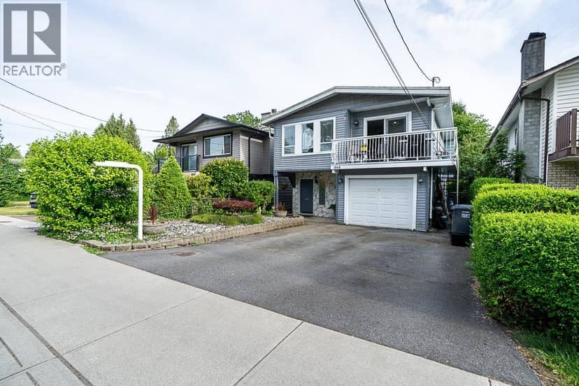 1868 COQUITLAM AVENUE, Port Coquitlam, photo 2