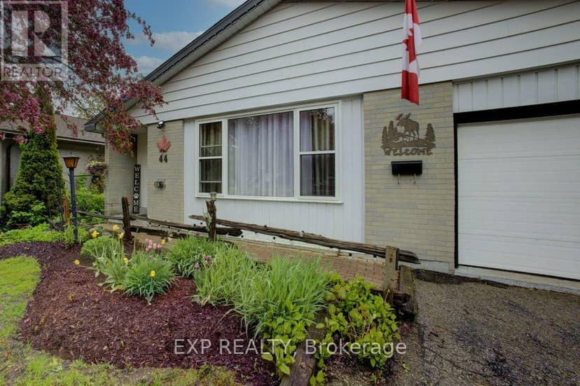 44 Madison Avenue — photo 2 of 38