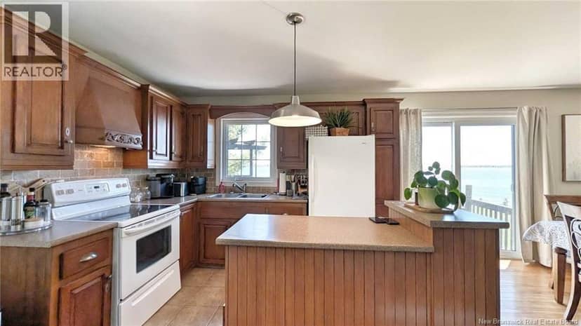 948 Rue des Chalets Street — photo 8 of 15
