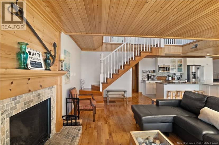 702 Ch De La Pointe — photo 25 of 40
