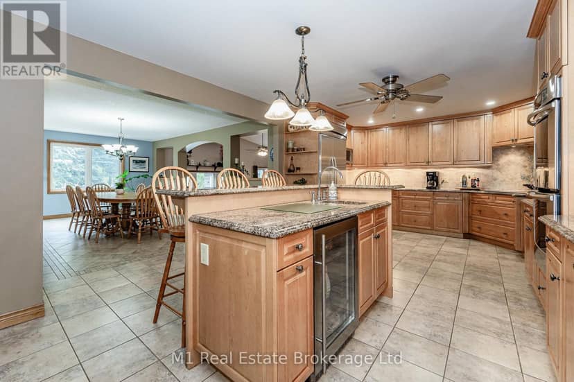 6946 Fife Road — photo 14 of 40