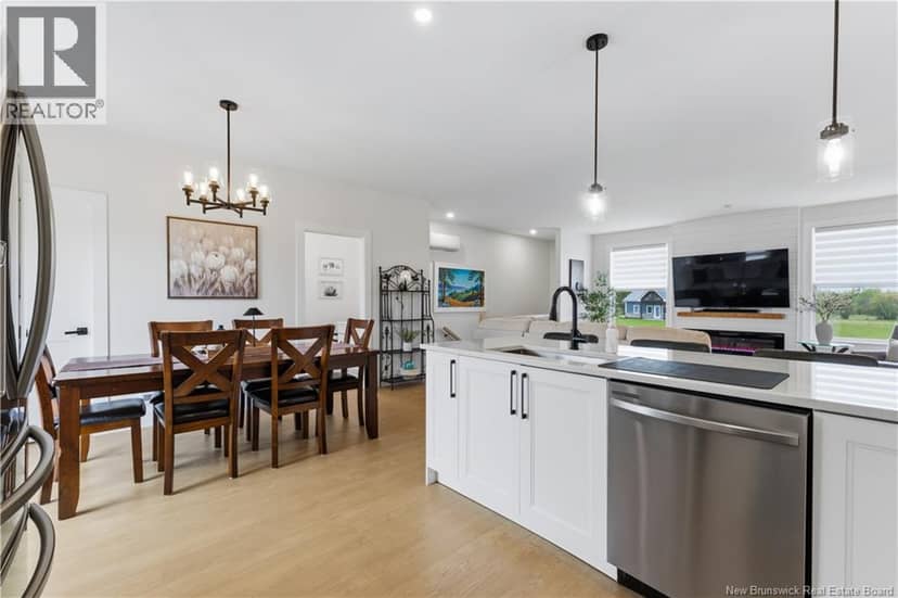 18 Bedeche Street — photo 14 of 38