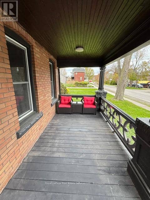 25 Isabel Street — photo 2 of 38