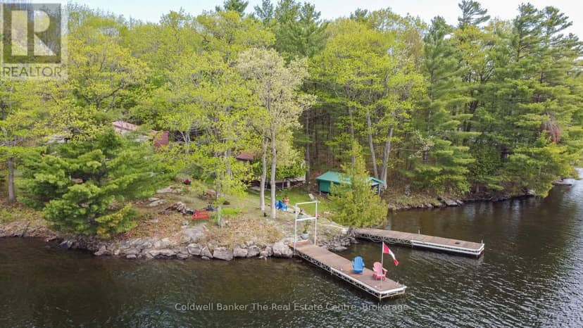 1319 West Lions Head Road, Gravenhurst
