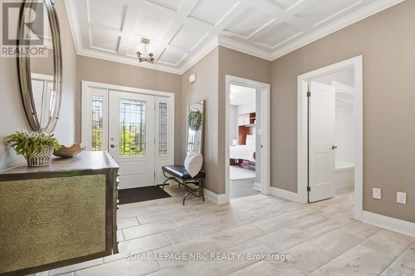 81 Butlers Drive N — photo 5 of 40