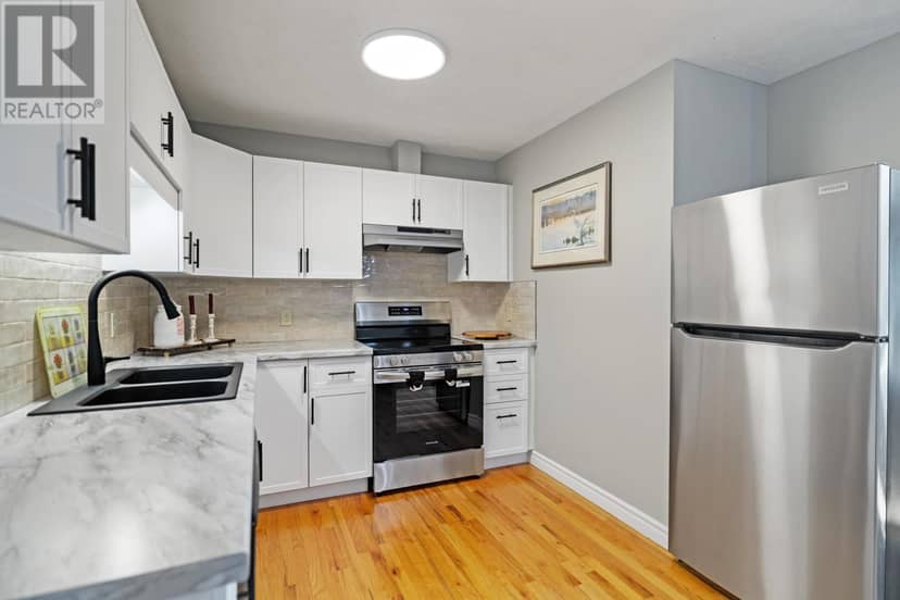 10 152 Maypoint Road — photo 9 of 15