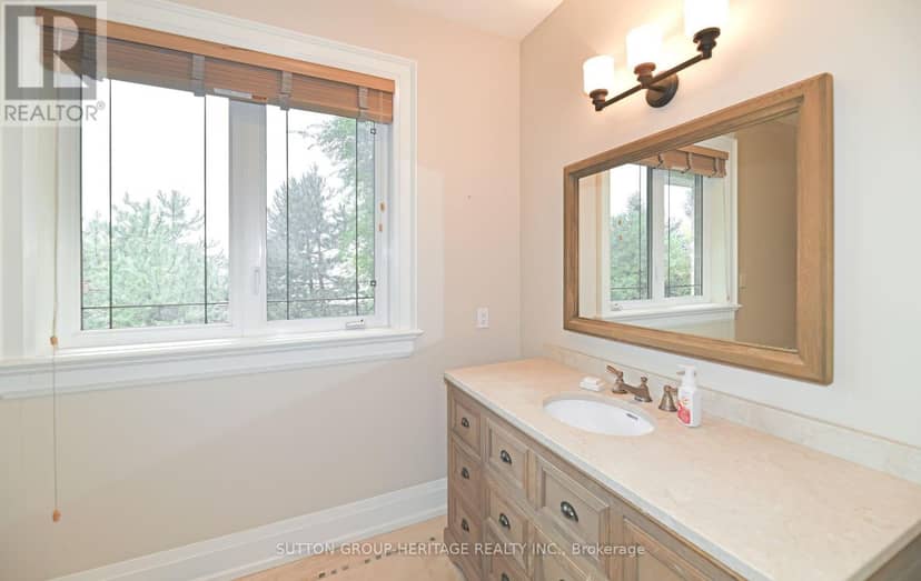 1921 Bonita Avenue — photo 32 of 40
