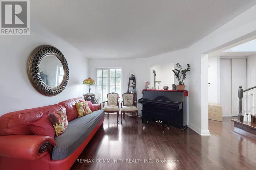 71 Hibbard Drive — photo 4 of 40
