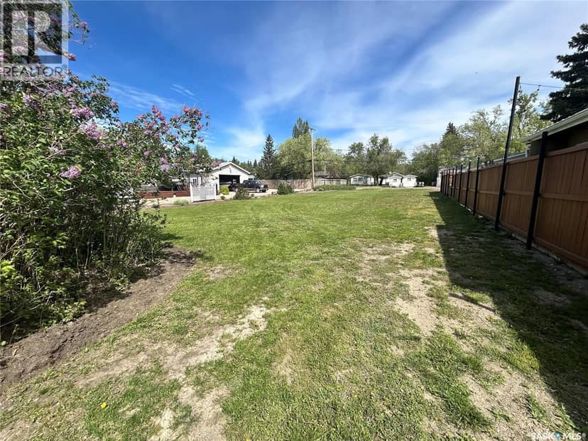 222 Osborne AVENUE — photo 3 of 5