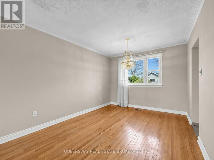 517 Pinegrove Road — photo 9 of 40
