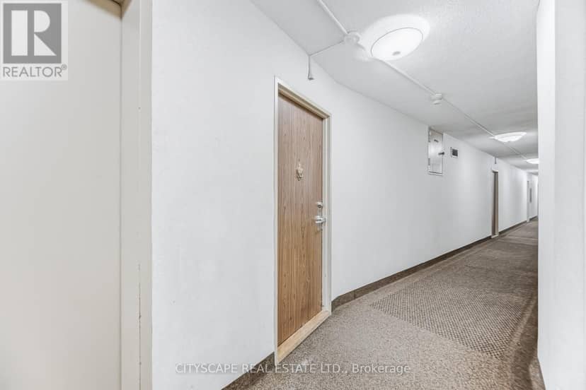 1706 - 20 Mississauga Valley Boulevard — photo 4 of 40
