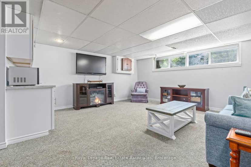 26 Marilyn Crescent — photo 28 of 40