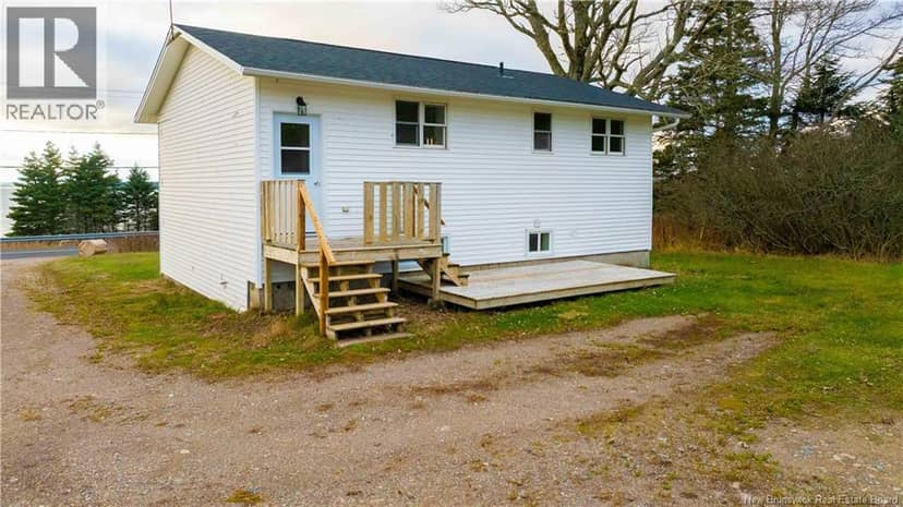 219 Maces Bay Road, Maces Bay, photo 5