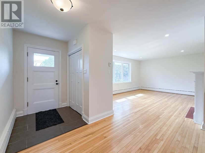 240C North River Road — photo 3 of 40
