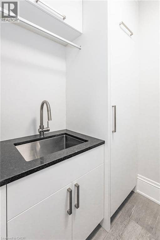 80 QUEEN Street — photo 25 of 40