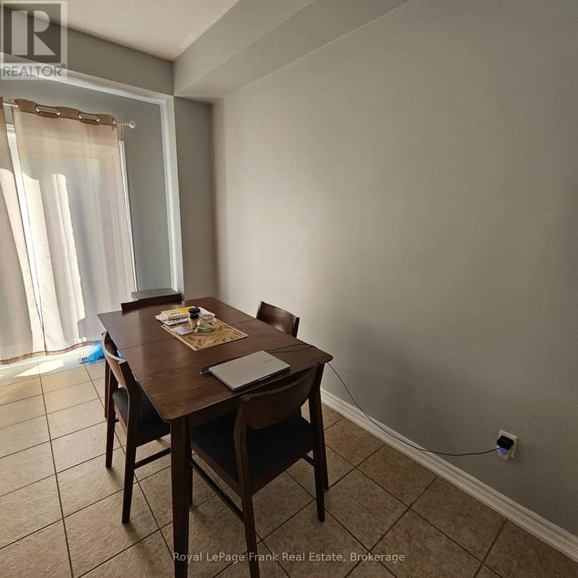 41 Milson Crescent — photo 7 of 21