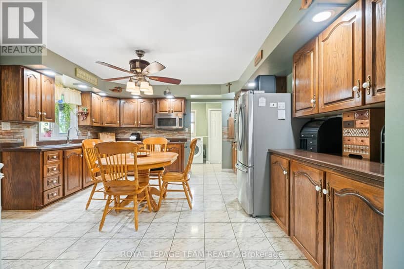 3245 Wallace Road — photo 10 of 40