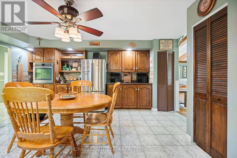 3245 Wallace Road — photo 11 of 40
