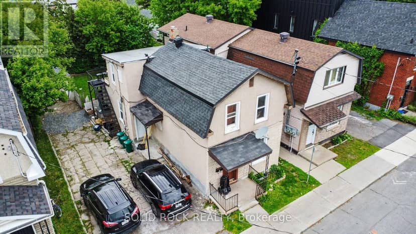 89 Marier Avenue — photo 4 of 15