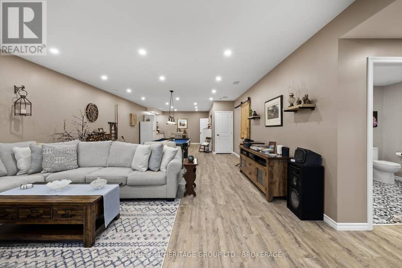 1071 Cranberry Cove Lane — photo 33 of 40