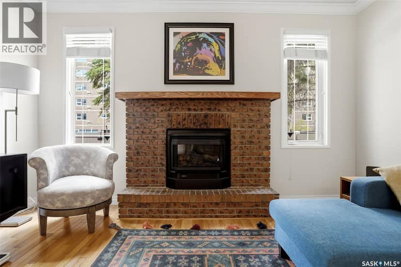 2231 McIntyre STREET — photo 7 of 40