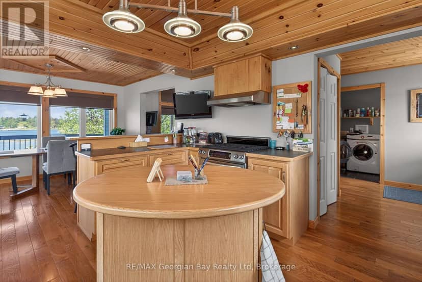 185 Picnic Island Road — photo 16 of 40